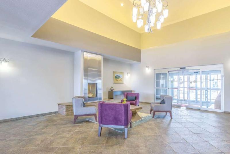 La Quinta Inn & Suites By Wyndham Loveland Estes Park Bagian luar foto