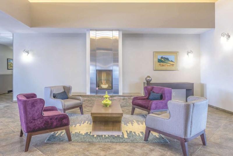La Quinta Inn & Suites By Wyndham Loveland Estes Park Bagian luar foto